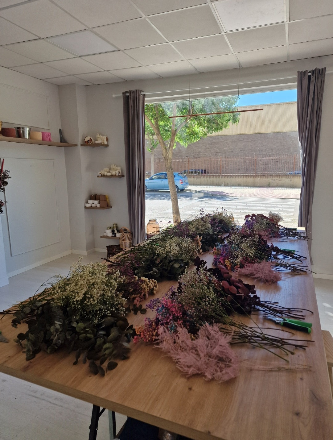 Taller de Ramos con Flores Preservadas