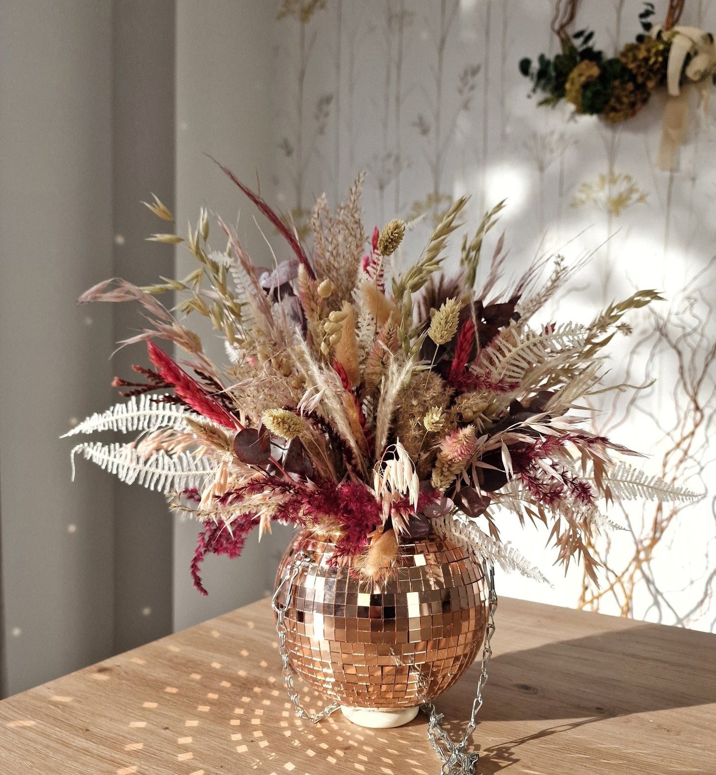 artesanal Taller Bola Disco hecho a mano en Taller Floral by Vera Kiperi Zaragoza