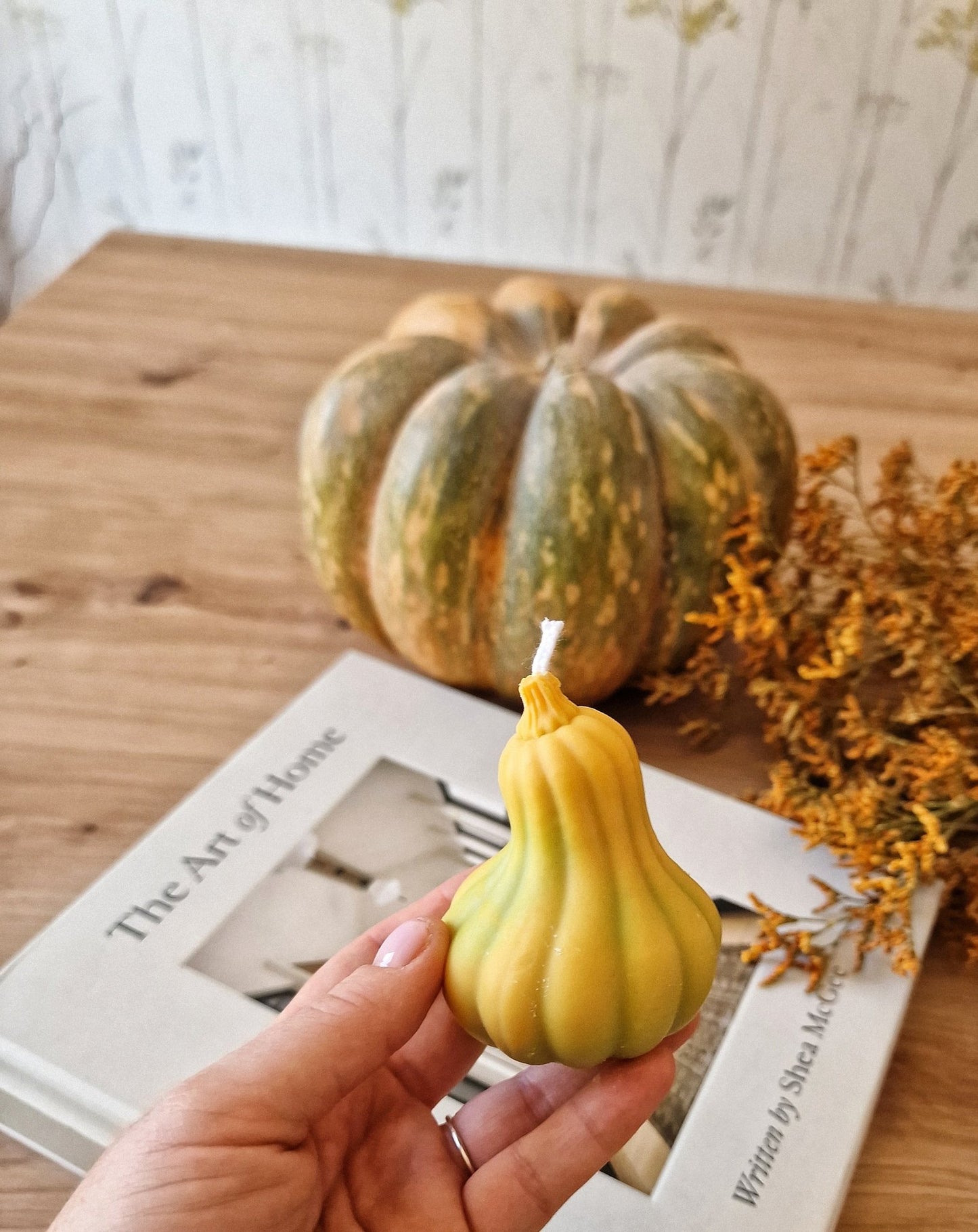 Vela artesanal Vela Calabaza Mini Pera hecho a mano en Taller Floral by Vera Kiperi Zaragoza