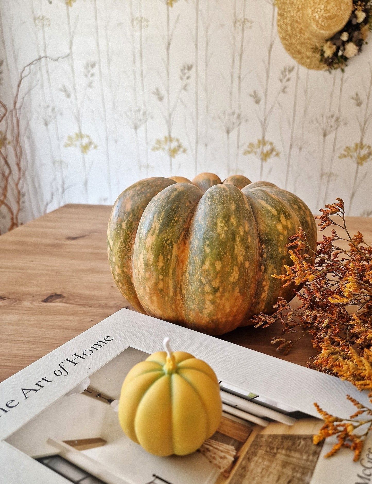 Vela artesanal Vela Calabaza Mini hecho a mano en Taller Floral by Vera Kiperi Zaragoza