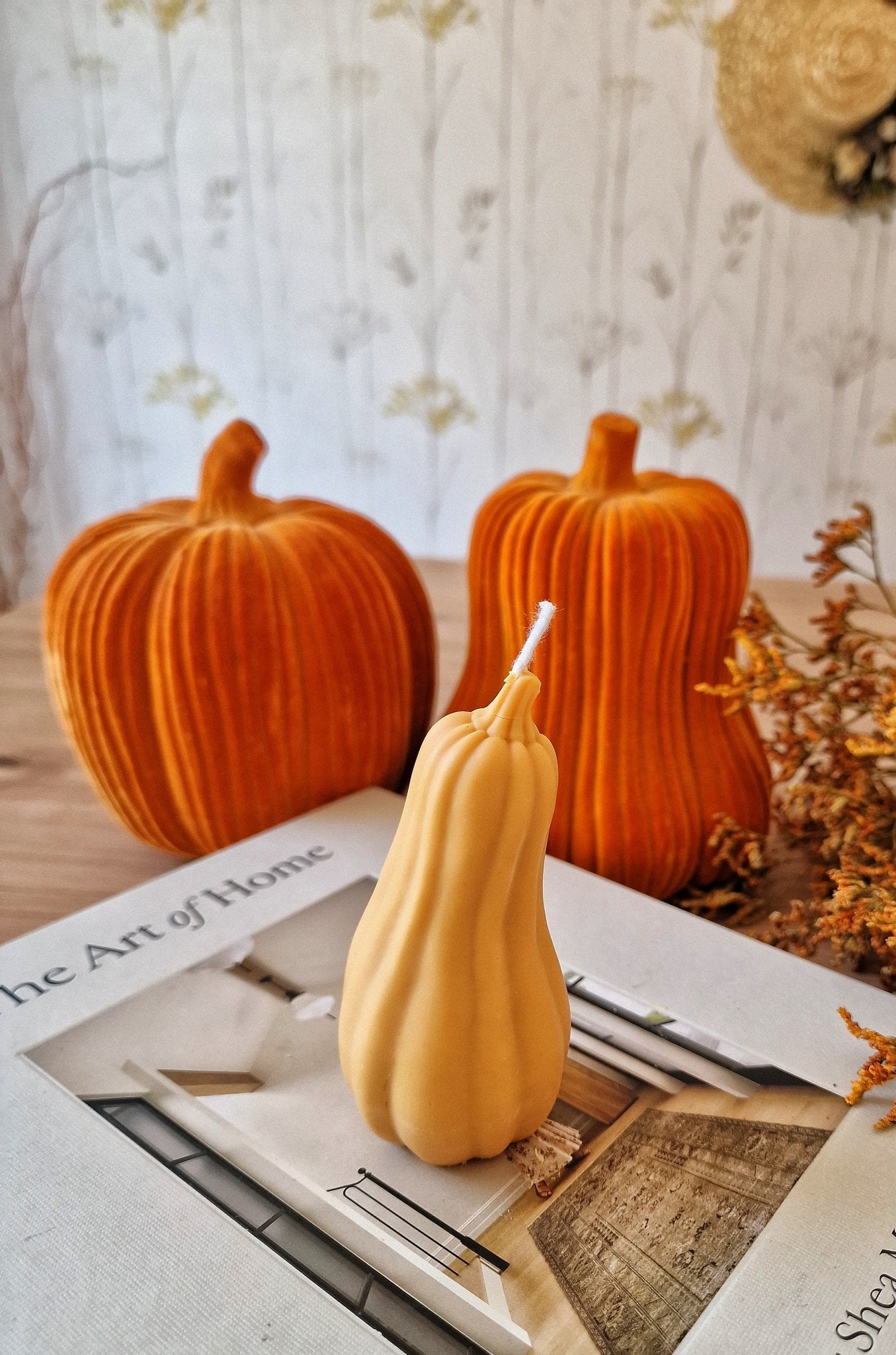 Vela artesanal Vela Calabaza Pera hecho a mano en Taller Floral by Vera Kiperi Zaragoza