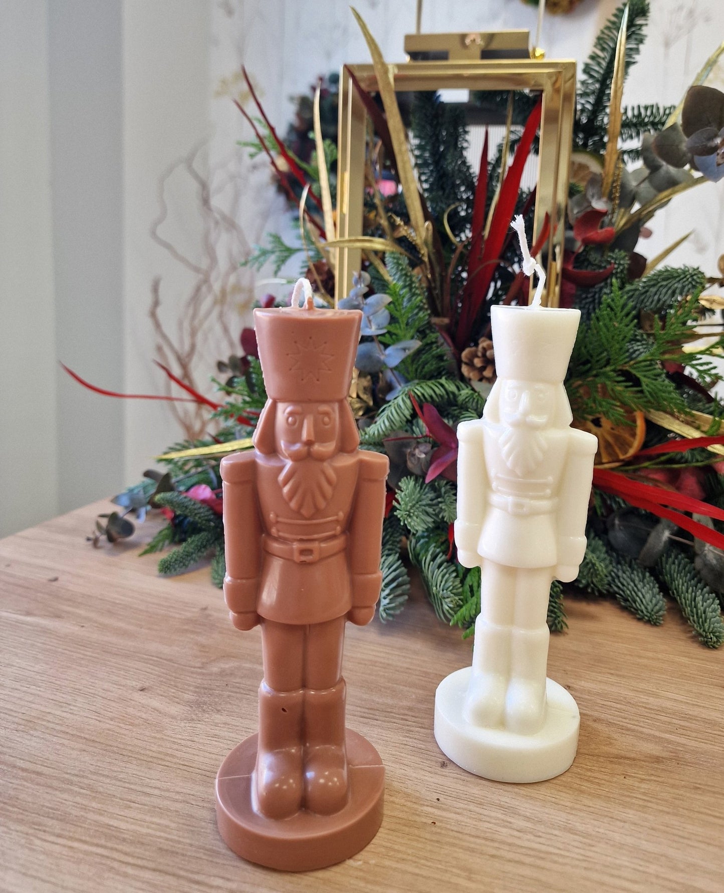 artesanal Vela Cascanueces hecho a mano en Taller Floral by Vera Kiperi Zaragoza