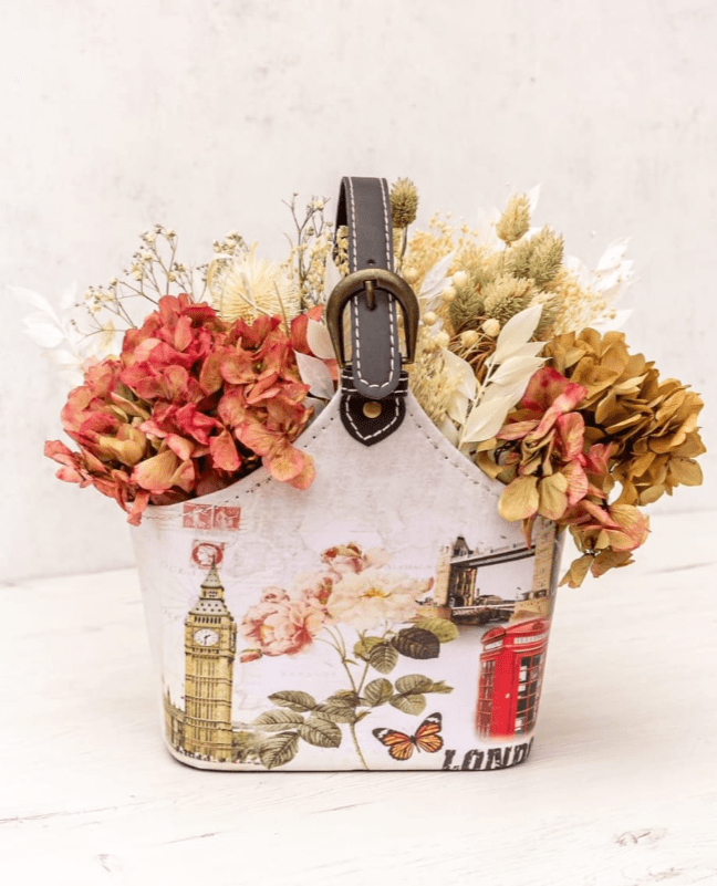 artesanal Encanto de Londres hecho a mano en Taller Floral by Vera Kiperi Zaragoza