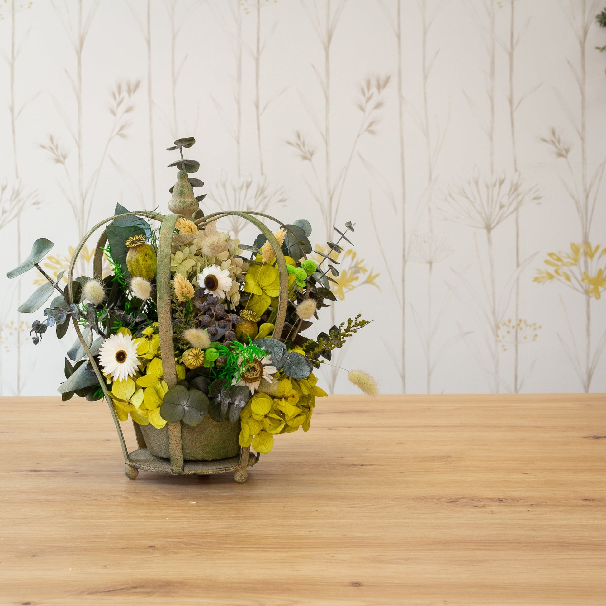 Corona artesanal Jardin Noble hecho a mano en Taller Floral by Vera Kiperi Zaragoza