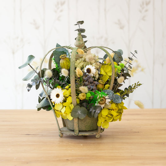 Corona artesanal Jardin Noble hecho a mano en Taller Floral by Vera Kiperi Zaragoza