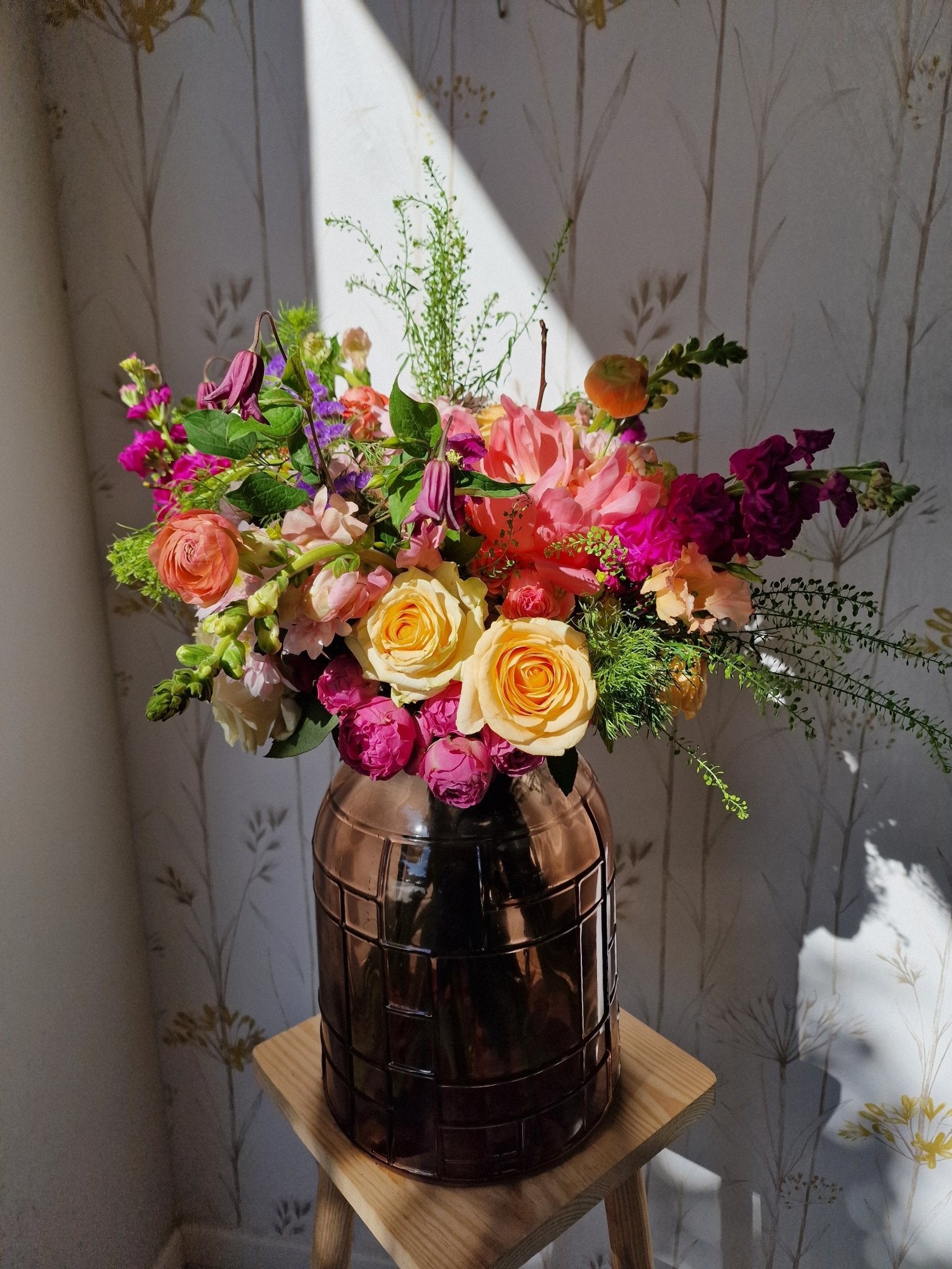 artesanal Ramo Dia de la Madre "GRACIAS" hecho a mano en Taller Floral by Vera Kiperi Zaragoza