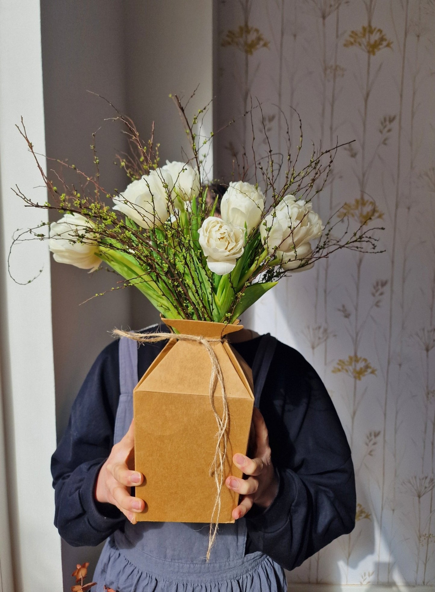 artesanal Ramo Dia de la Madre PRIMAVERA hecho a mano en Taller Floral by Vera Kiperi Zaragoza