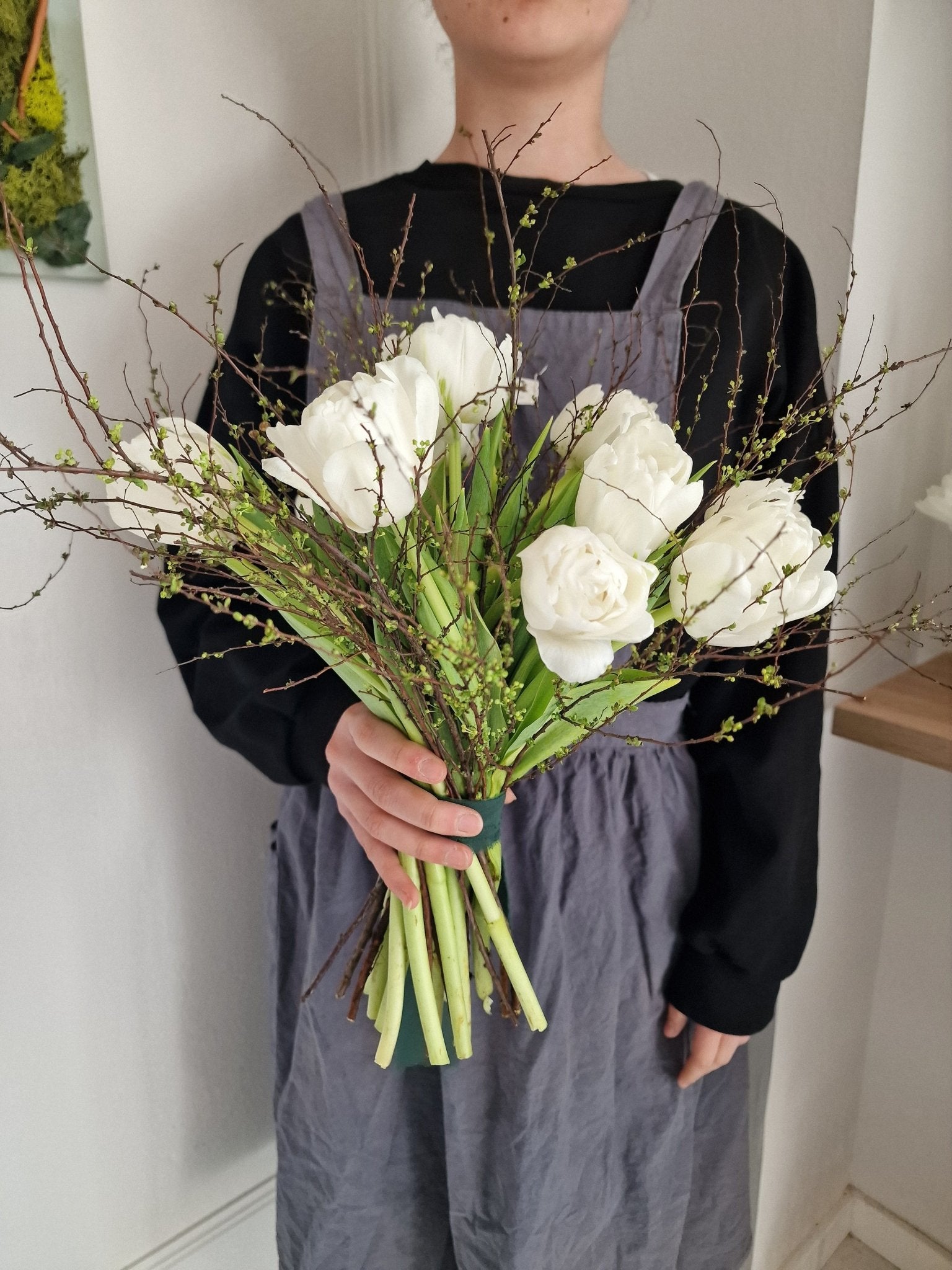 artesanal Ramo Dia de la Madre PRIMAVERA hecho a mano en Taller Floral by Vera Kiperi Zaragoza