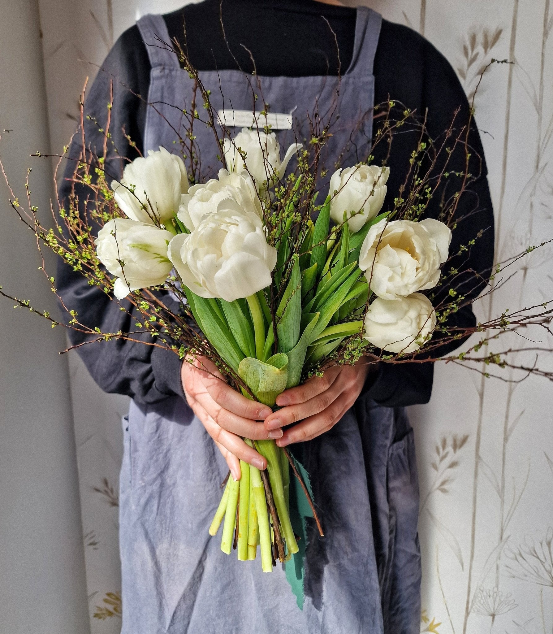 artesanal Ramo Dia de la Madre PRIMAVERA hecho a mano en Taller Floral by Vera Kiperi Zaragoza