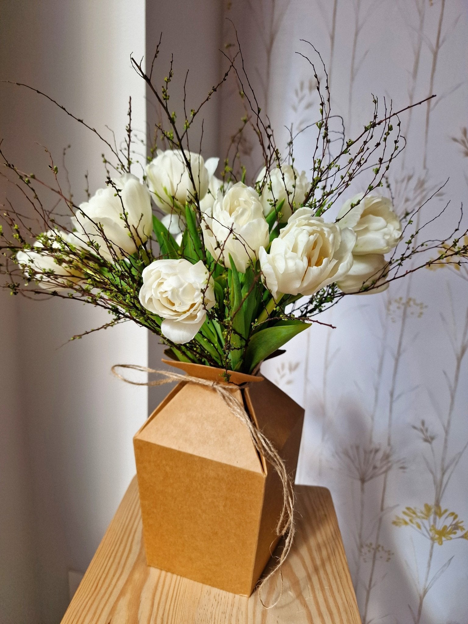 artesanal Ramo Dia de la Madre PRIMAVERA hecho a mano en Taller Floral by Vera Kiperi Zaragoza