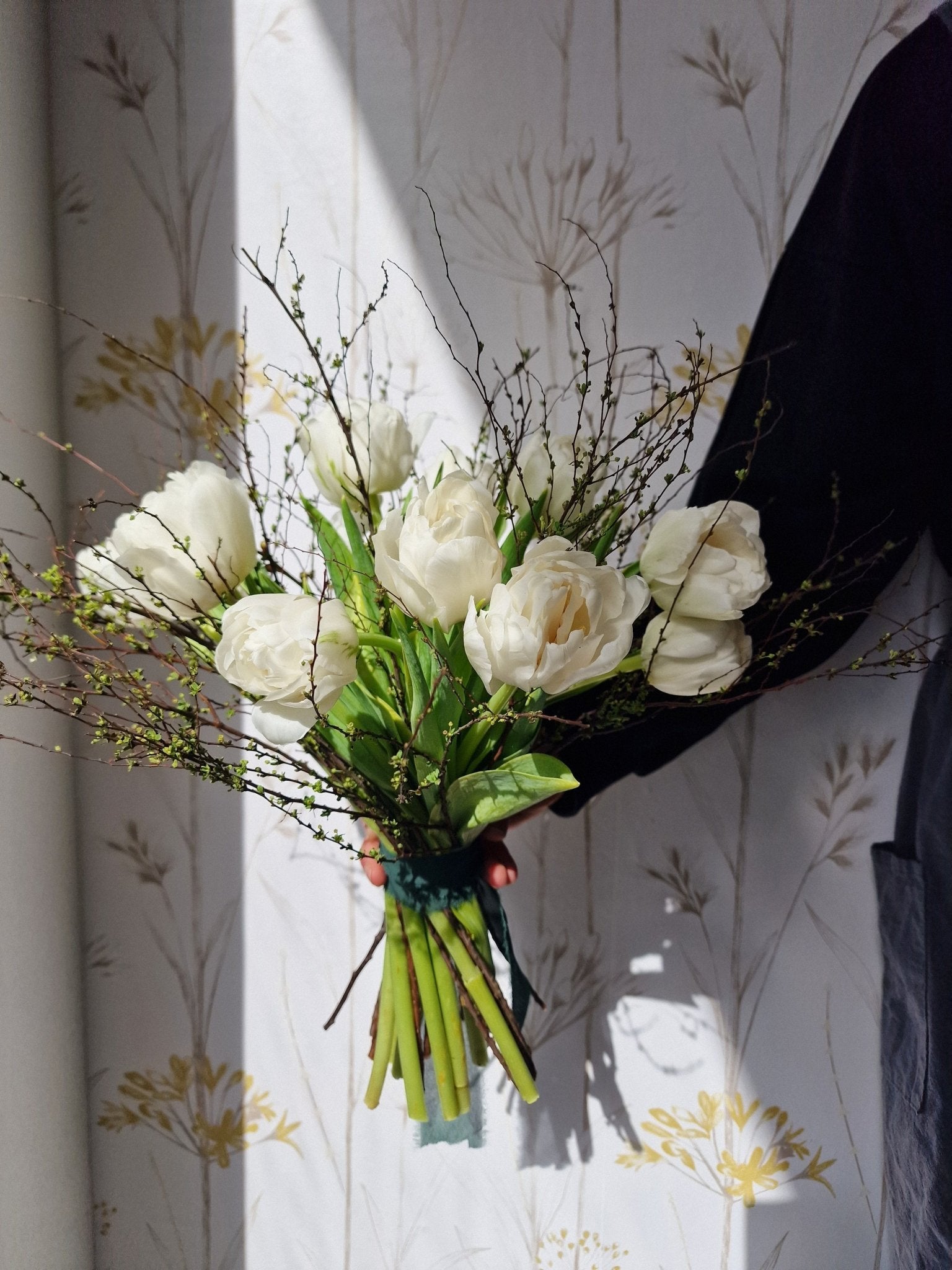 artesanal Ramo Dia de la Madre PRIMAVERA hecho a mano en Taller Floral by Vera Kiperi Zaragoza