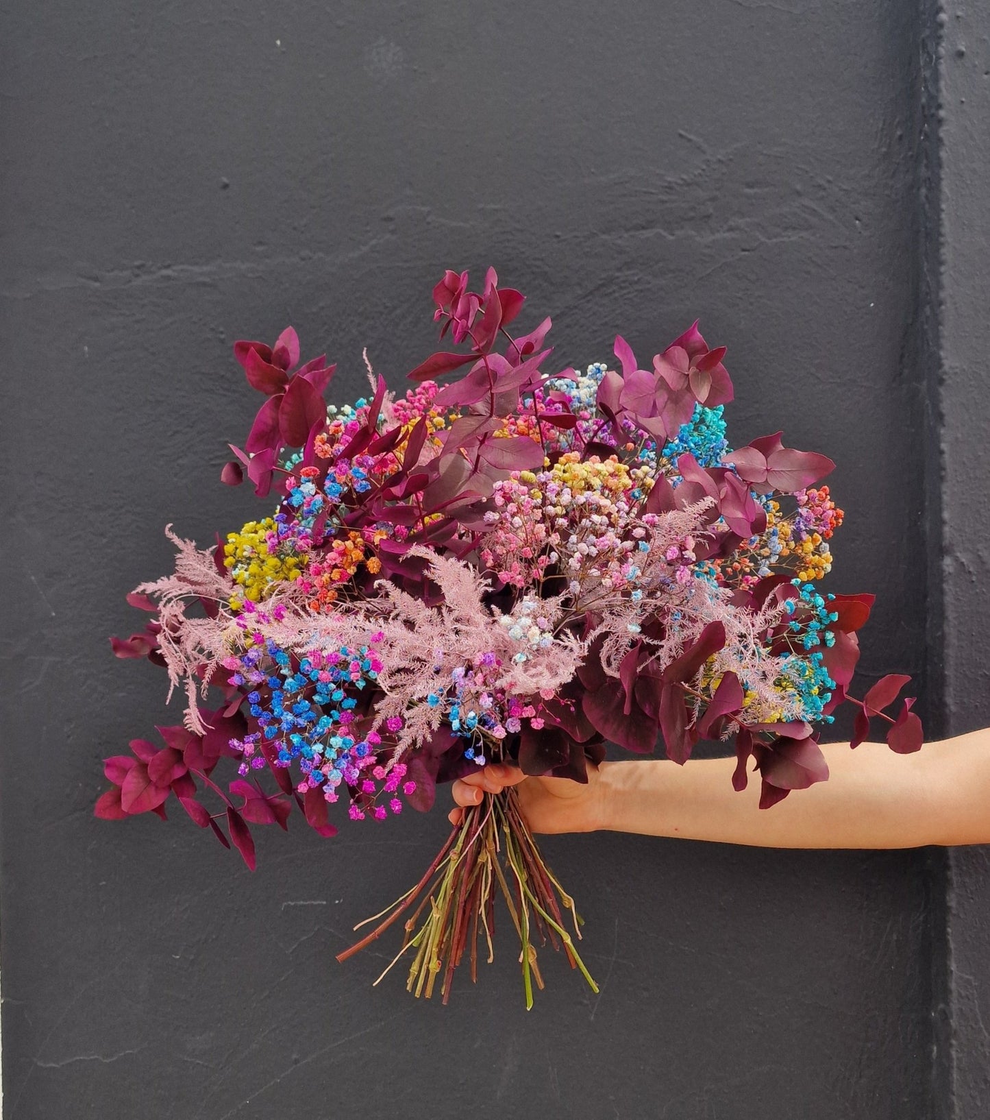 Ramo artesanal Ramo Fiesta – Ramo flores preservadas hecho a mano en Taller Floral by Vera Kiperi Zaragoza