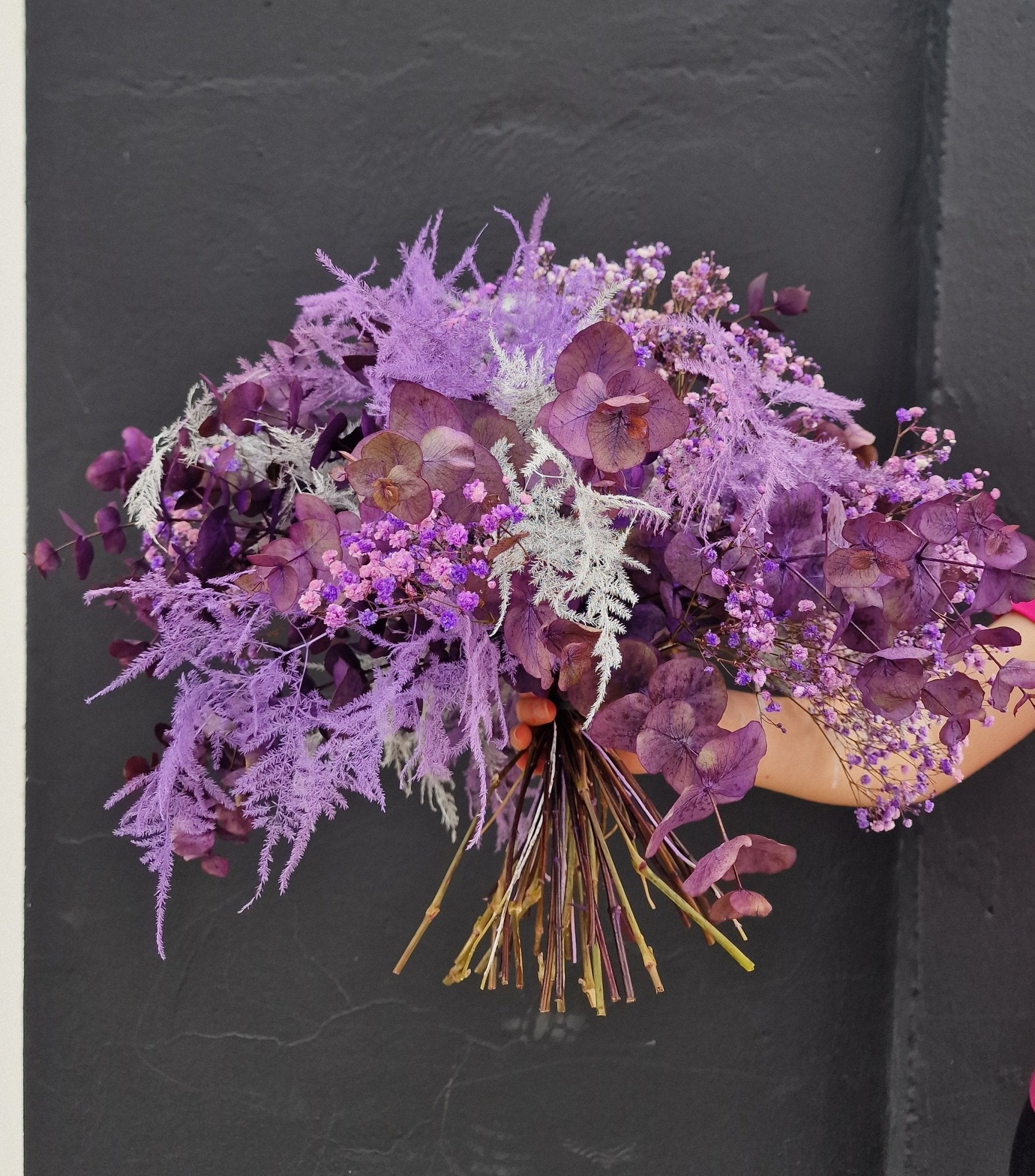 Ramo artesanal Ramo Lavanda – Ramo flores preservadas hecho a mano en Taller Floral by Vera Kiperi Zaragoza