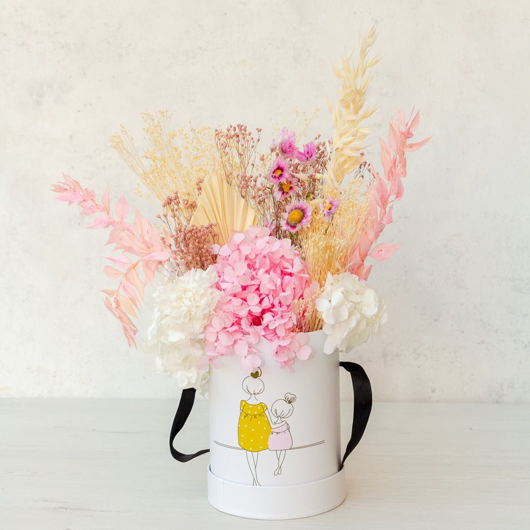 Ramo artesanal Ramo Maternal hecho a mano en Taller Floral by Vera Kiperi Zaragoza