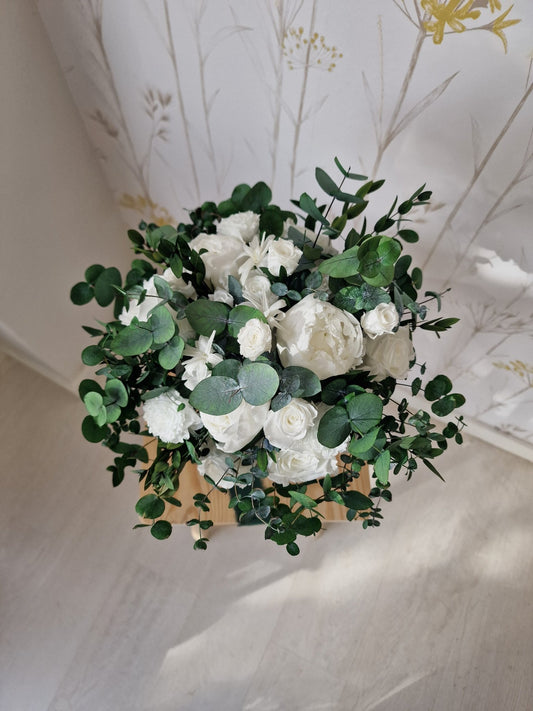 Ramo artesanal Ramo Novia atemporal hecho a mano en Taller Floral by Vera Kiperi Zaragoza