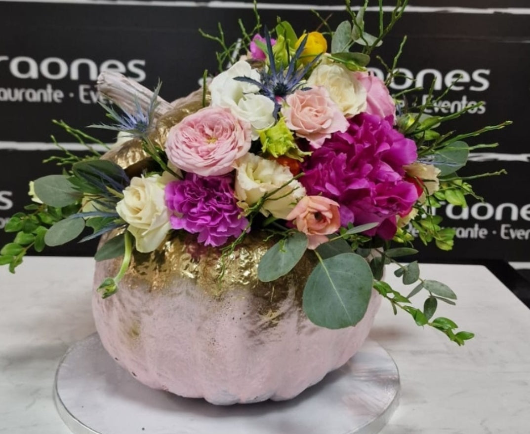 Taller de Calabaza Decorada con Flores Naturales