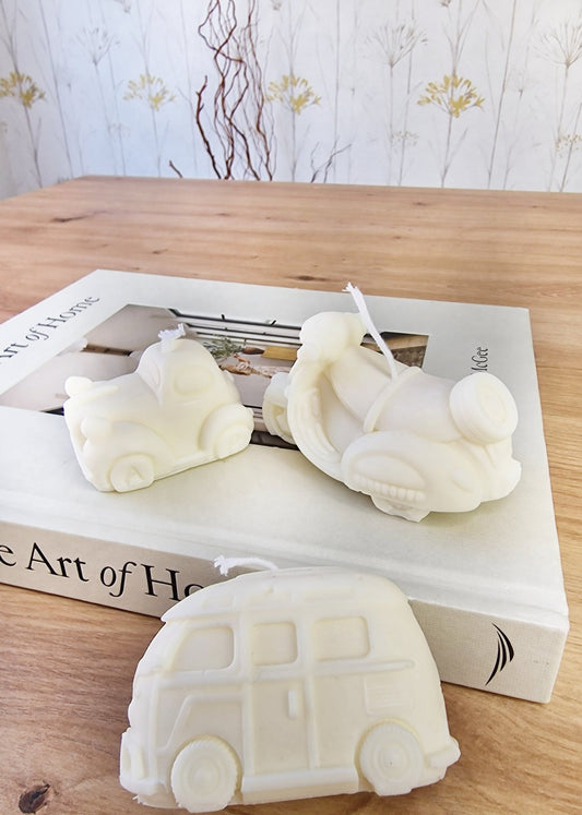 Vela artesanal Set de velas “Aventura” – coche, moto y furgoneta hecho a mano en Taller Floral by Vera Kiperi Zaragoza