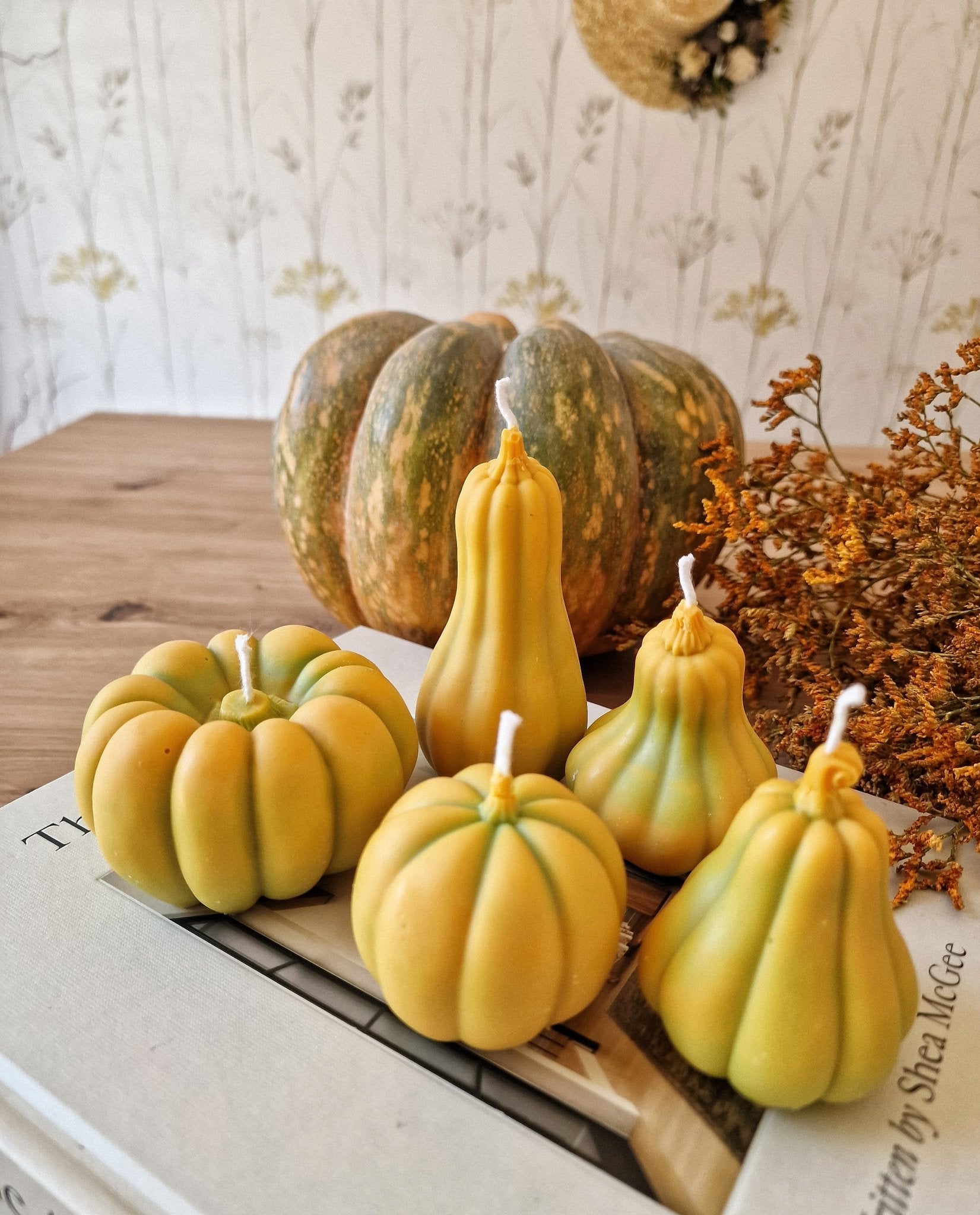 Vela artesanal Set velas calabazas aromáticas hecho a mano en Taller Floral by Vera Kiperi Zaragoza