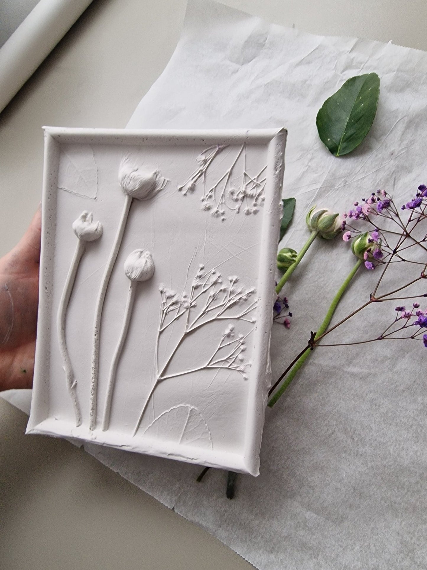 Taller artesanal Taller Cerámica Botánica hecho a mano en Taller Floral by Vera Kiperi Zaragoza