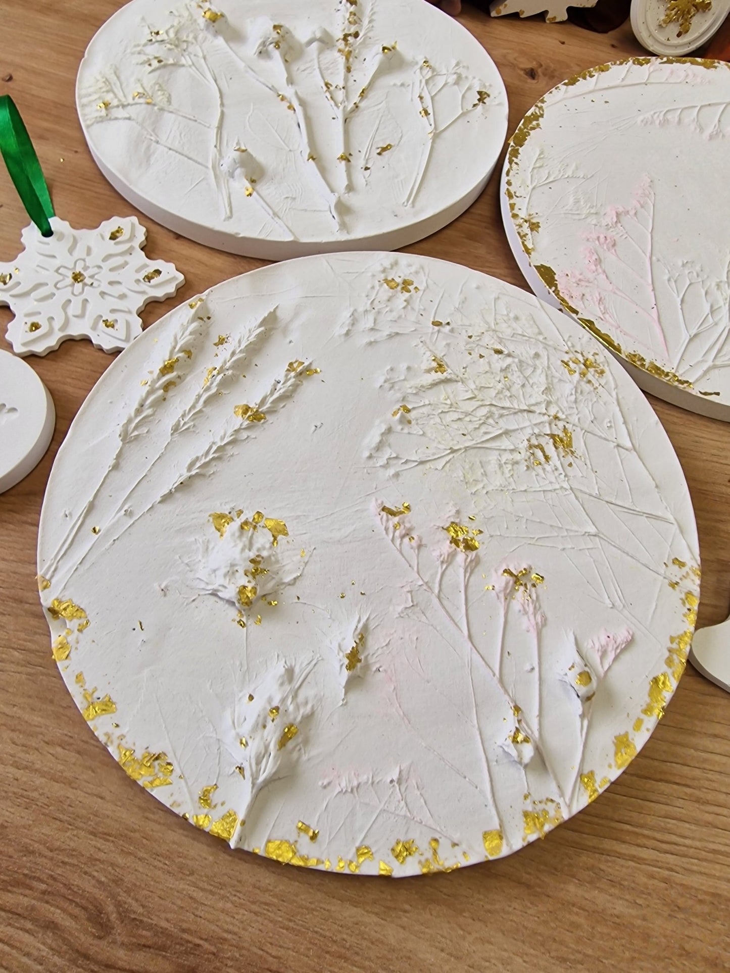 Taller artesanal Taller Cerámica Botánica hecho a mano en Taller Floral by Vera Kiperi Zaragoza