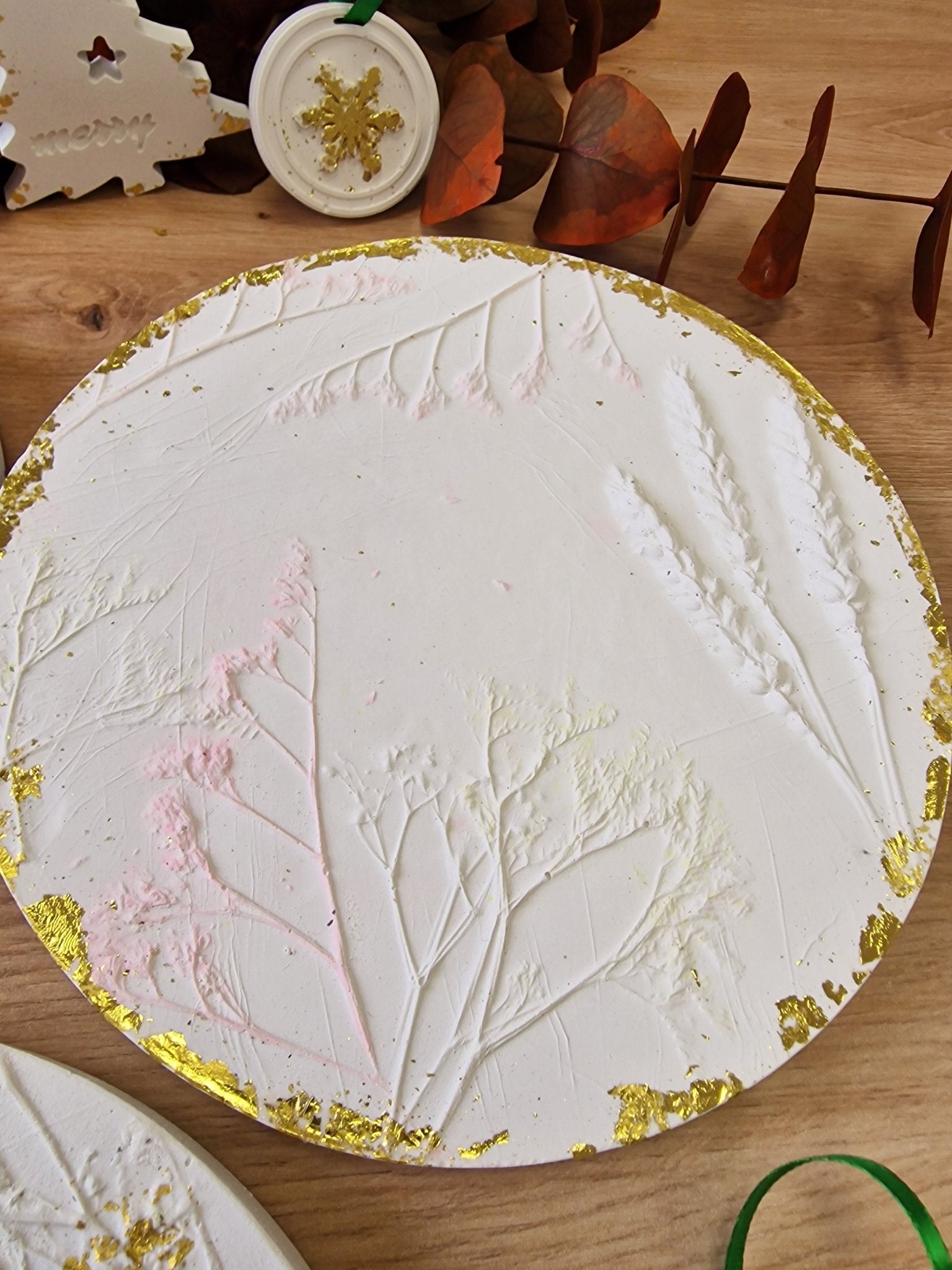 Taller artesanal Taller Cerámica Botánica hecho a mano en Taller Floral by Vera Kiperi Zaragoza