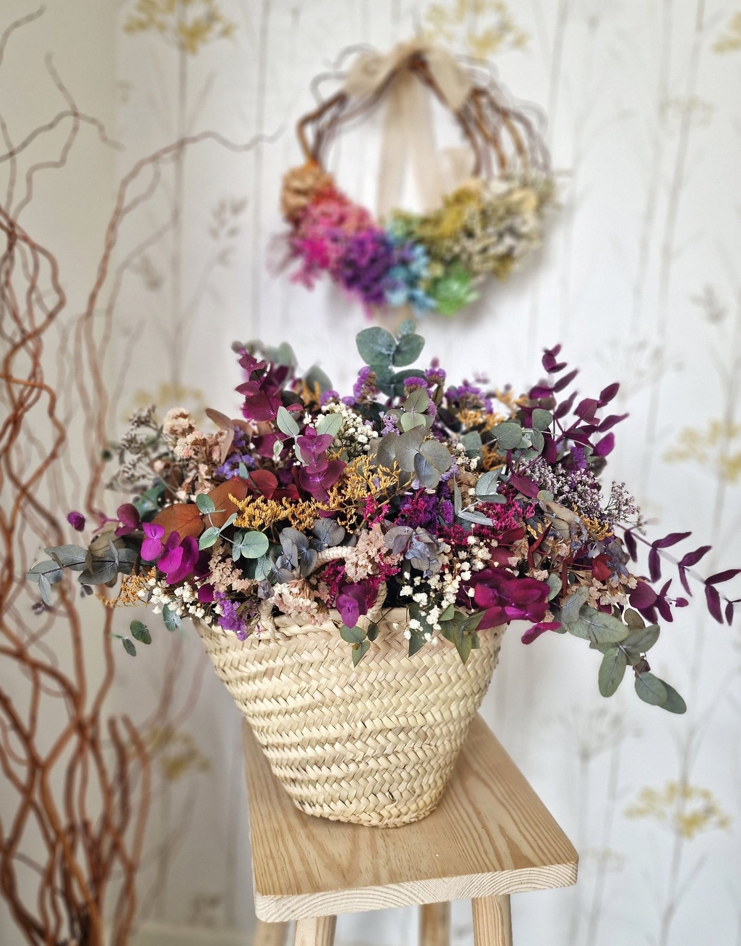 artesanal Taller de capazo con flores preservadas hecho a mano en Taller Floral by Vera Kiperi Zaragoza