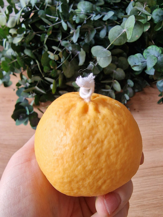 artesanal Vela artesanal Naranja hecho a mano en Taller Floral by Vera Kiperi Zaragoza