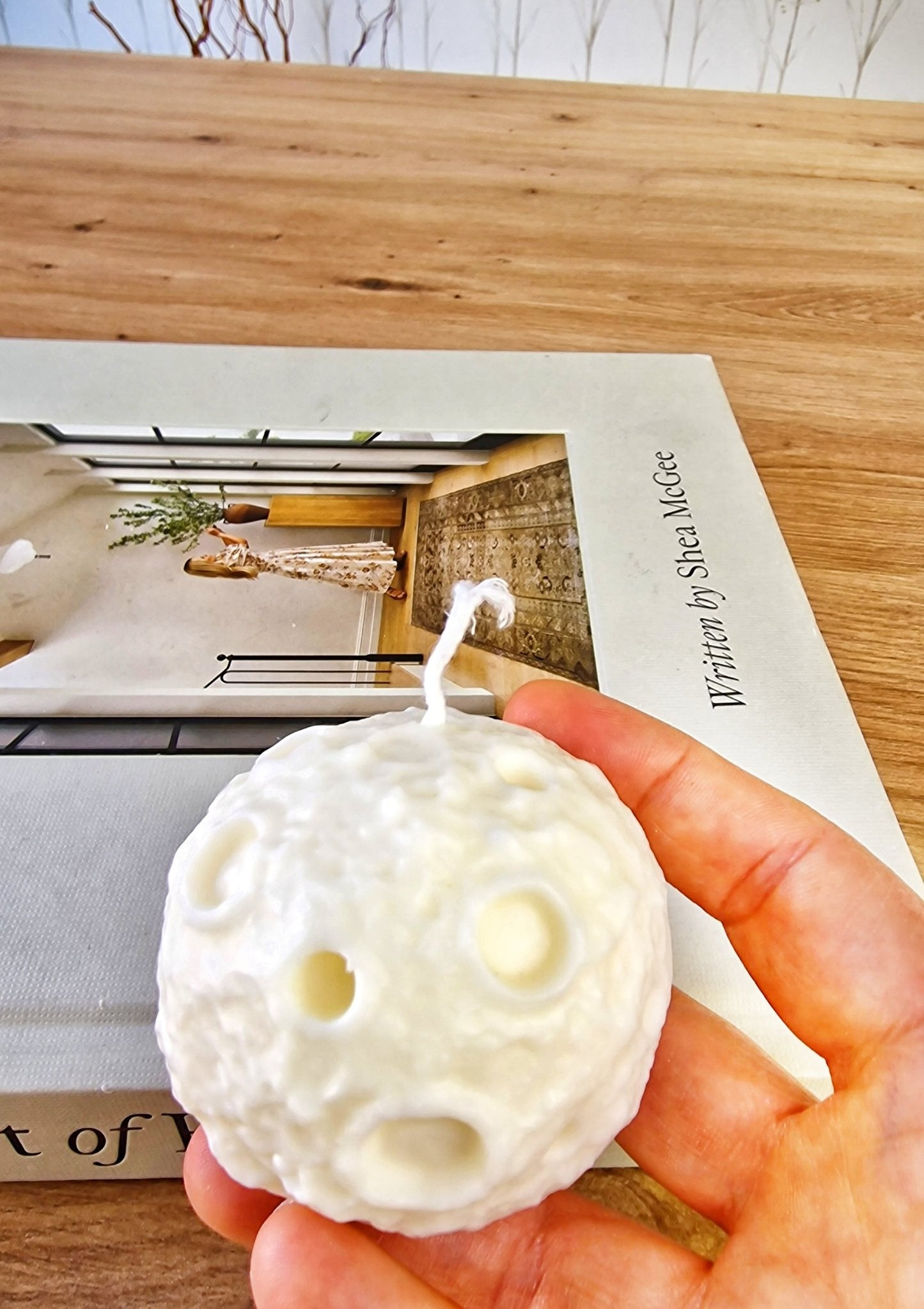 Vela artesanal Vela Asteroide hecho a mano en Taller Floral by Vera Kiperi Zaragoza