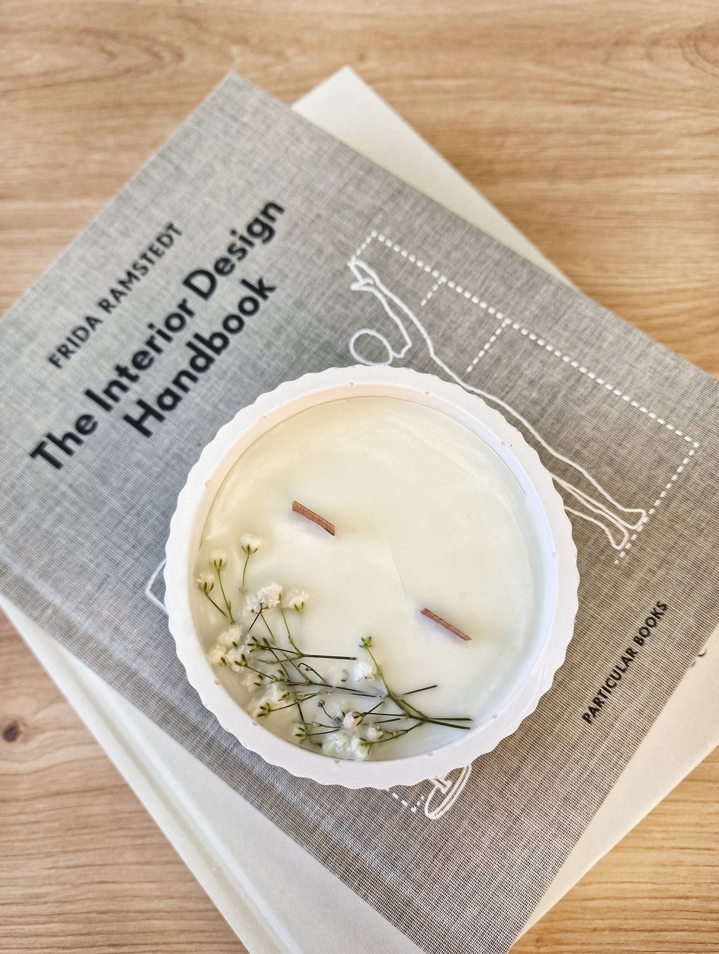 artesanal Vela Aurora hecho a mano en Taller Floral by Vera Kiperi Zaragoza