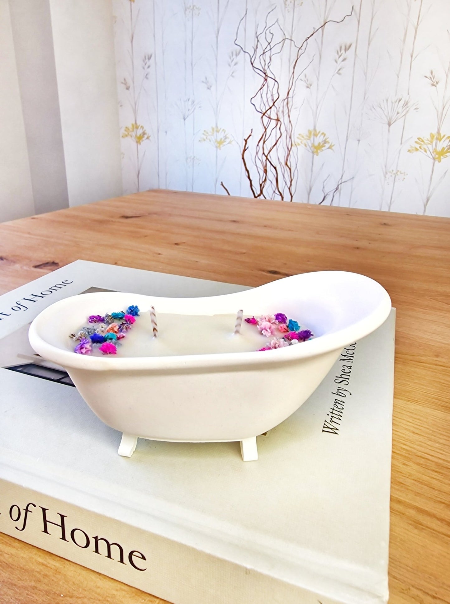 Vela artesanal Vela Bañera hecho a mano en Taller Floral by Vera Kiperi Zaragoza