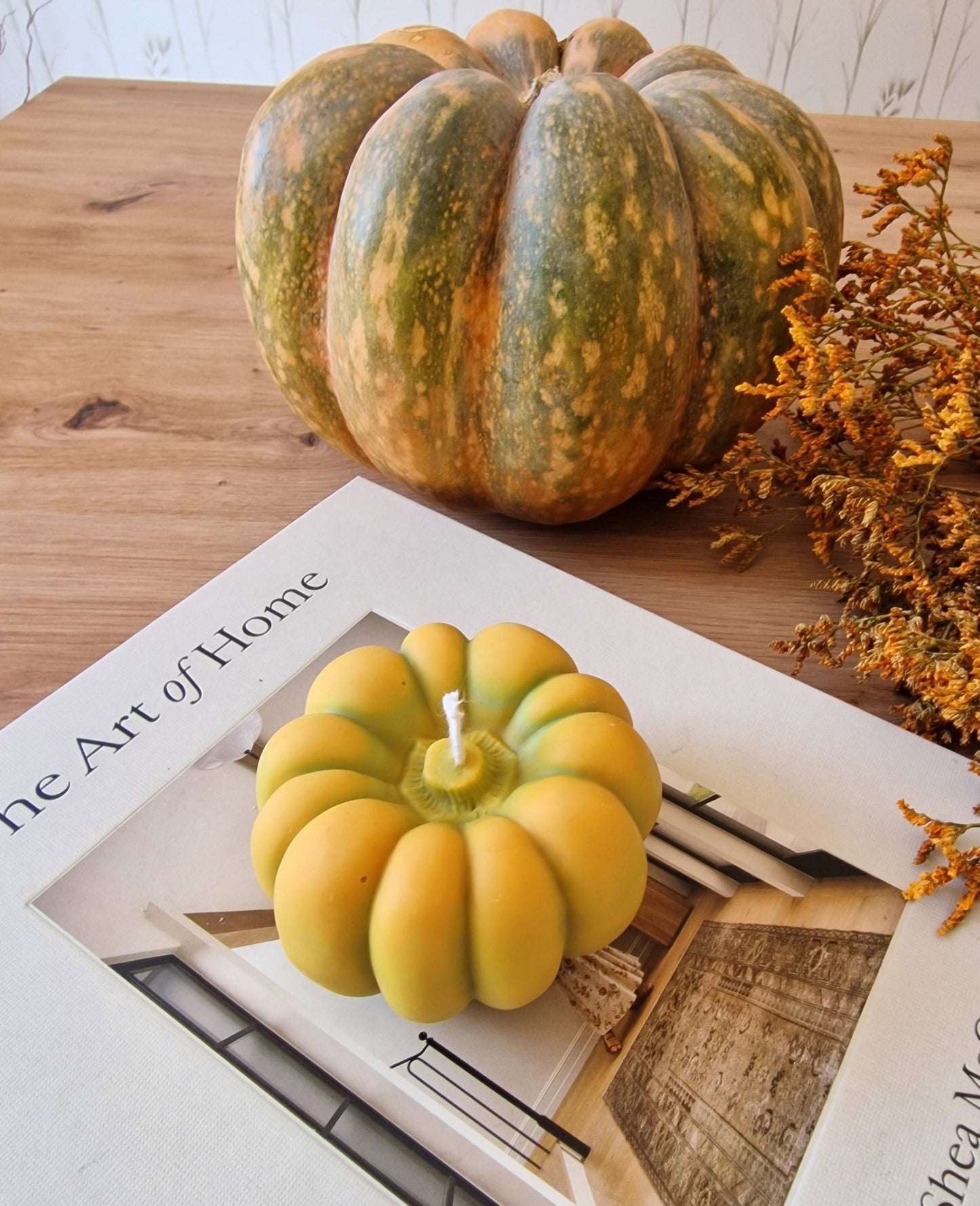 Vela artesanal Vela Calabaza Clásica hecho a mano en Taller Floral by Vera Kiperi Zaragoza