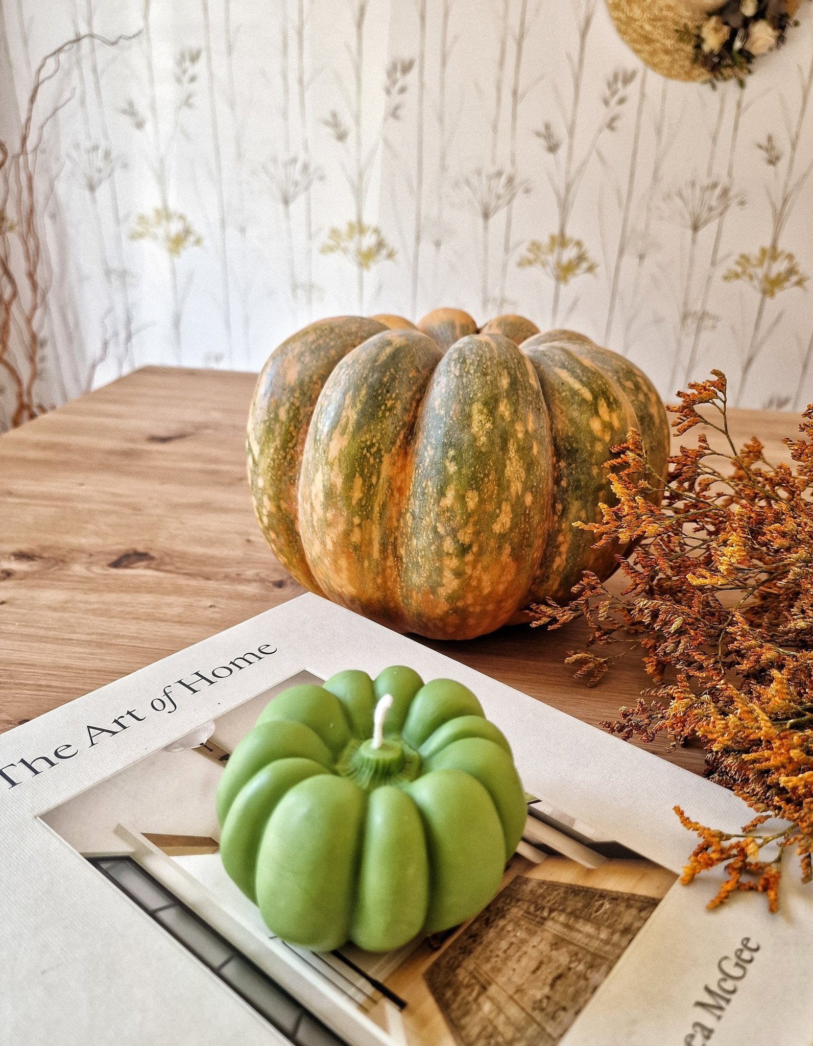 Vela artesanal Vela Calabaza Clásica hecho a mano en Taller Floral by Vera Kiperi Zaragoza