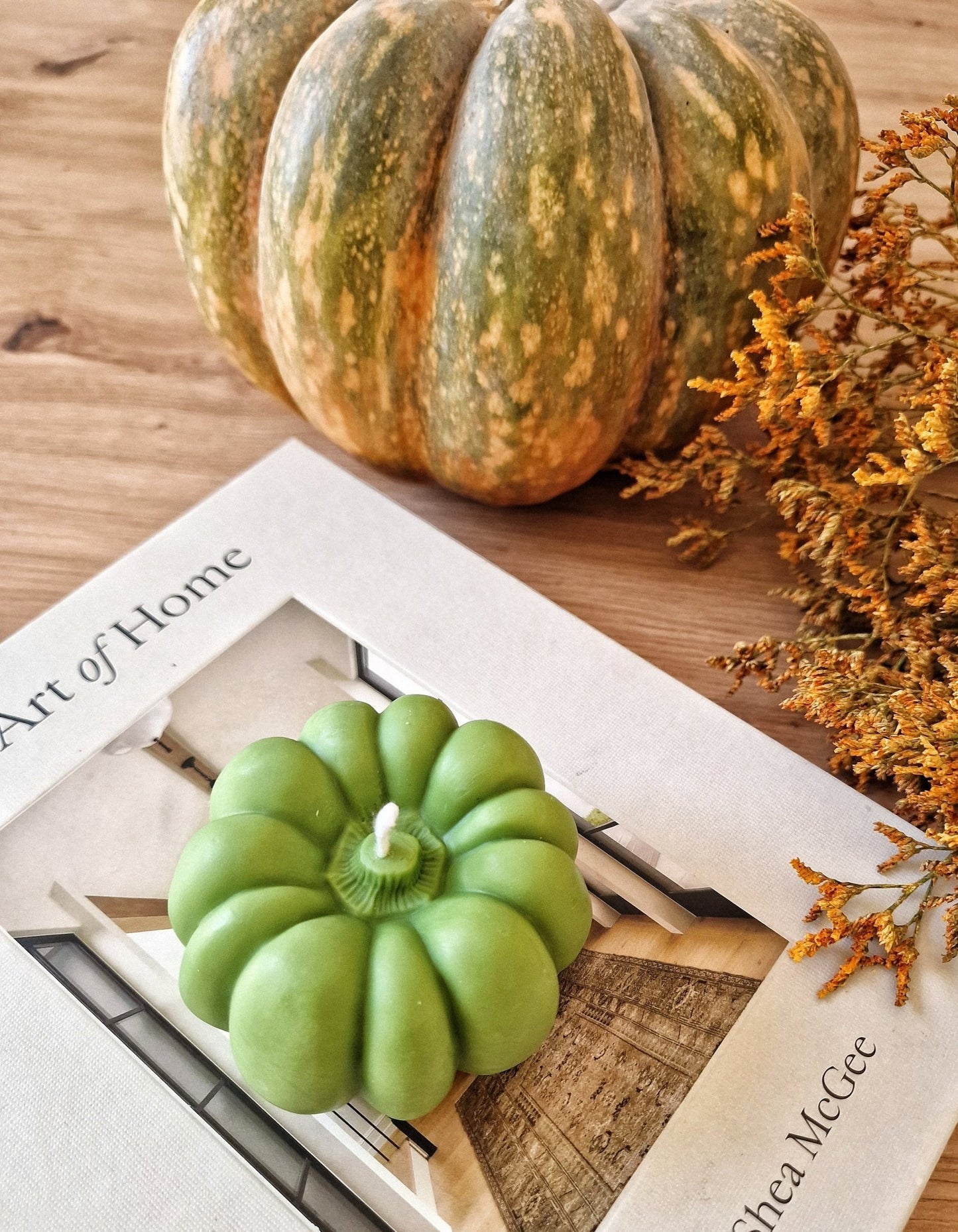 Vela artesanal Vela Calabaza Clásica hecho a mano en Taller Floral by Vera Kiperi Zaragoza