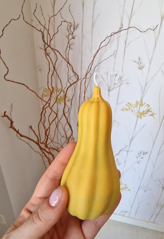 Vela artesanal Vela Calabaza Pera hecho a mano en Taller Floral by Vera Kiperi Zaragoza