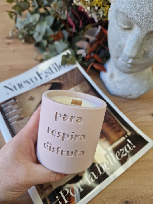 artesanal Vela " disfruta " hecho a mano en Taller Floral by Vera Kiperi Zaragoza