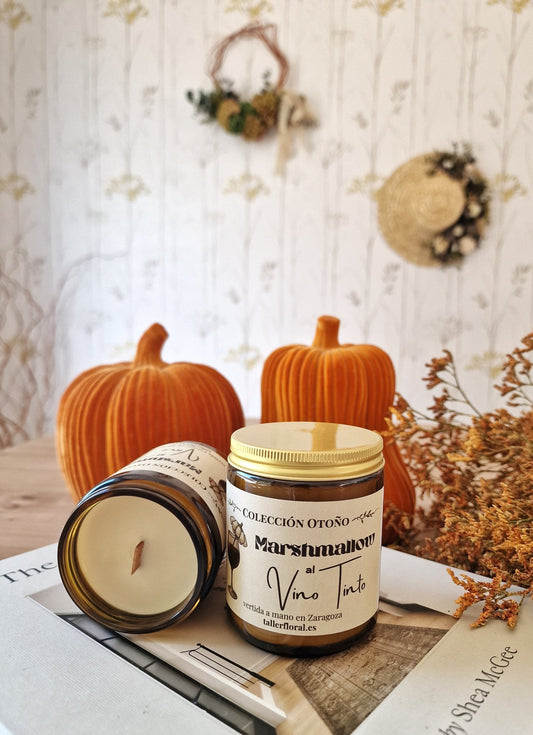 Vela artesanal Vela “Marshmallow al Vino Tinto” – Colección Otoño hecho a mano en Taller Floral by Vera Kiperi Zaragoza