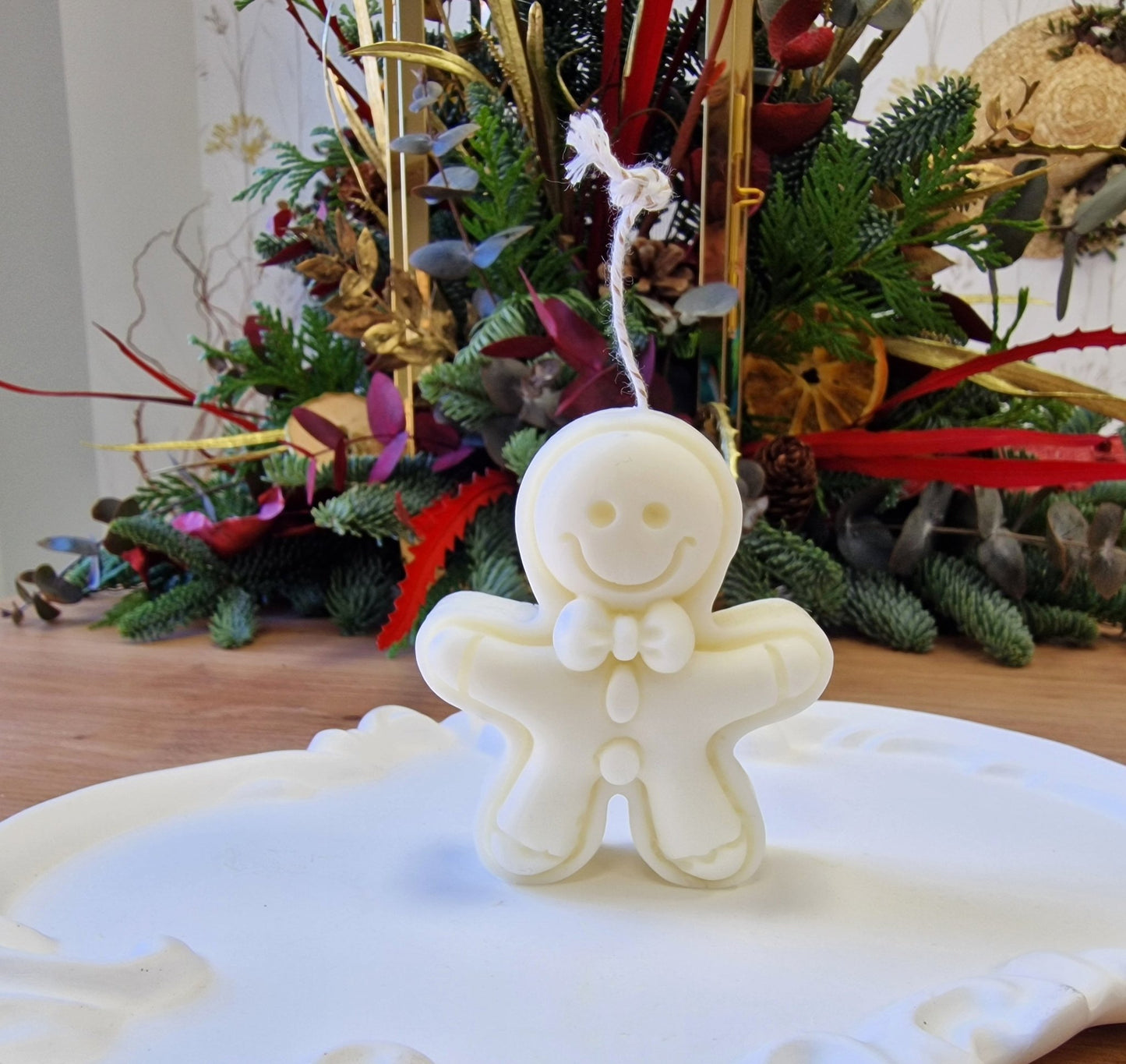 artesanal Vela Muñeco de Jengibre hecho a mano en Taller Floral by Vera Kiperi Zaragoza