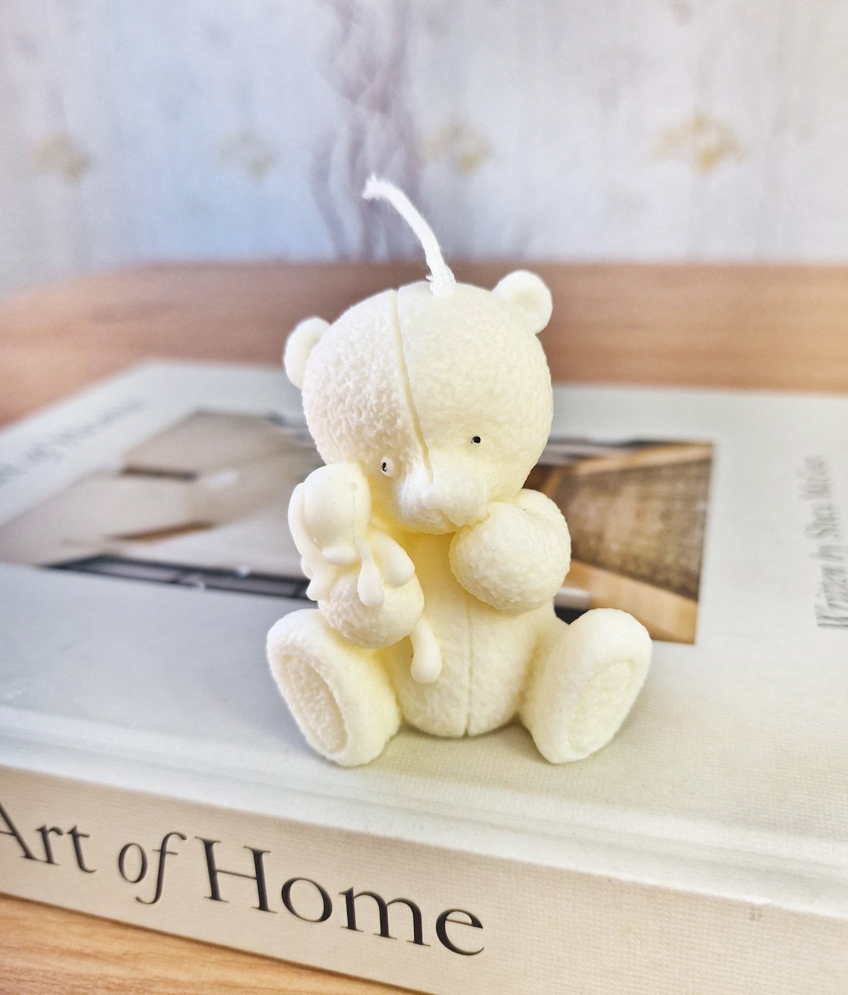 Vela artesanal Vela Osito con Peluche hecho a mano en Taller Floral by Vera Kiperi Zaragoza