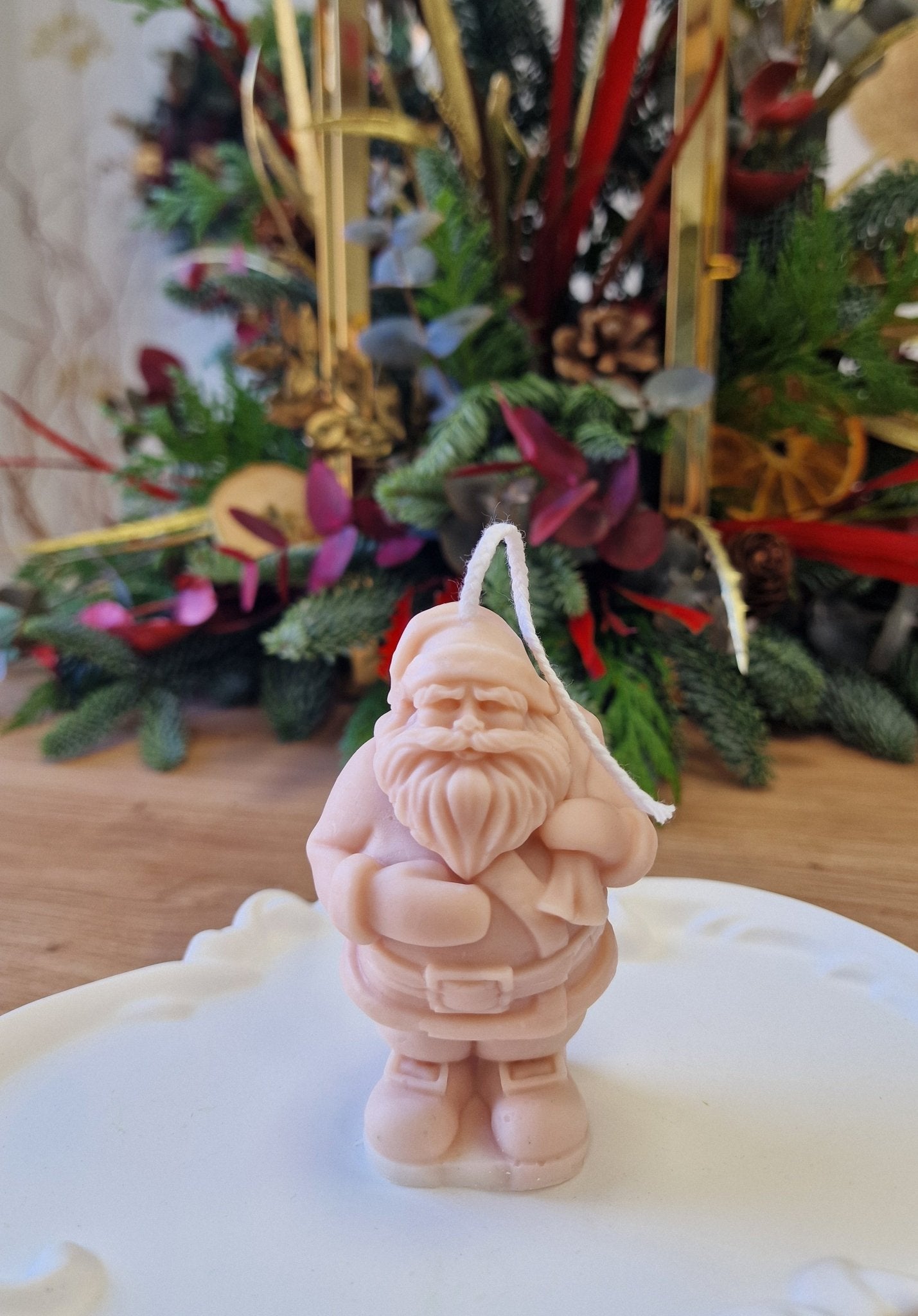 artesanal Vela Papa Noel Beige hecho a mano en Taller Floral by Vera Kiperi Zaragoza